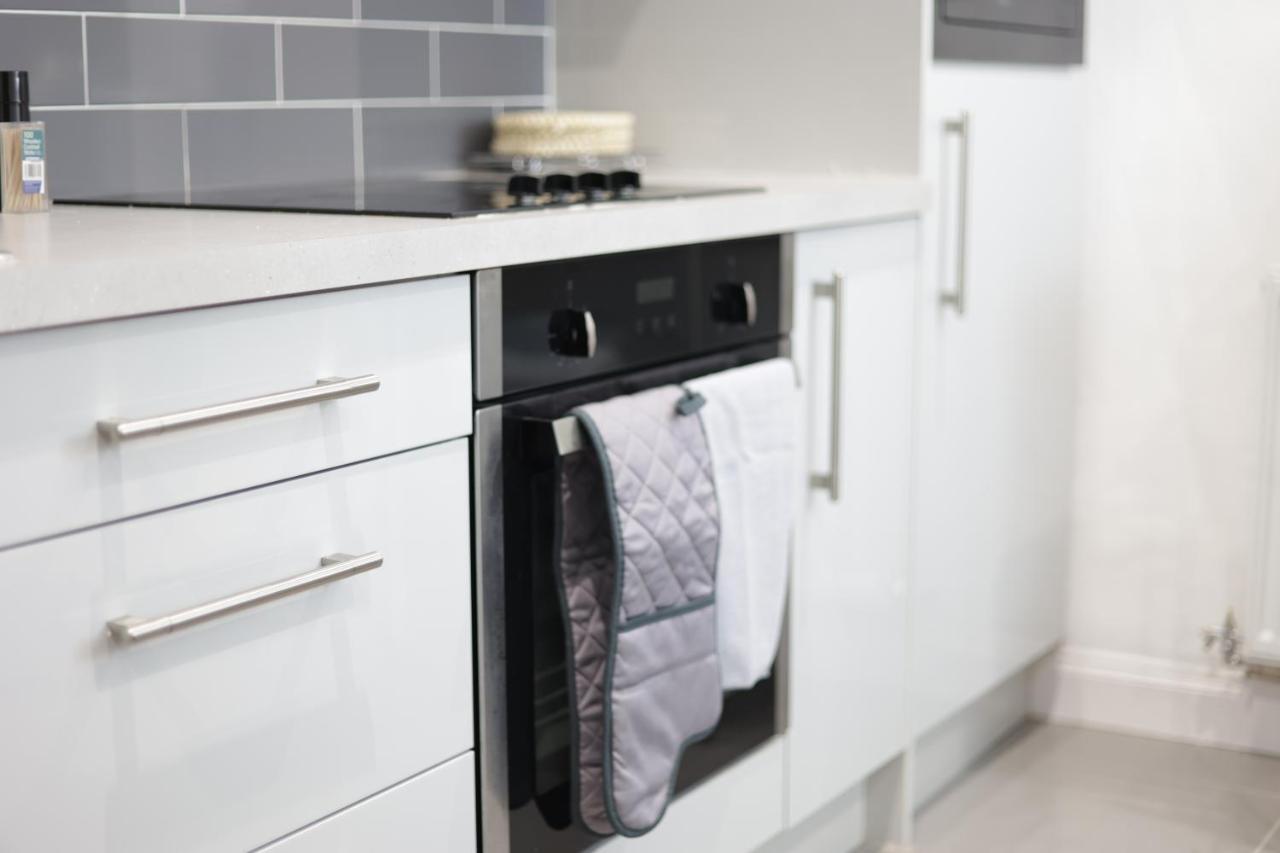 5 Bed Town House Within City Centre And Sleeps Up To 11 With Sky And Netflix Birmingham Extérieur photo